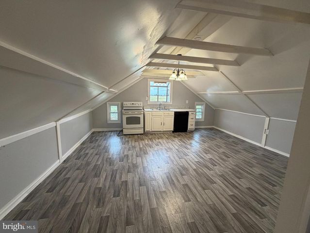 4389 HESS RD, Stewartstown, PA 17363