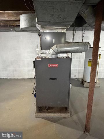 4389 HESS RD, Stewartstown, PA 17363