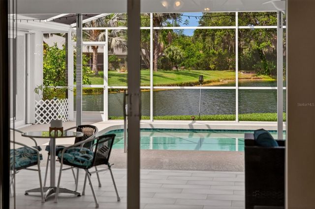 5836 HELEN WAY, Sarasota, FL 34243