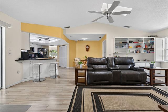 5836 HELEN WAY, Sarasota, FL 34243