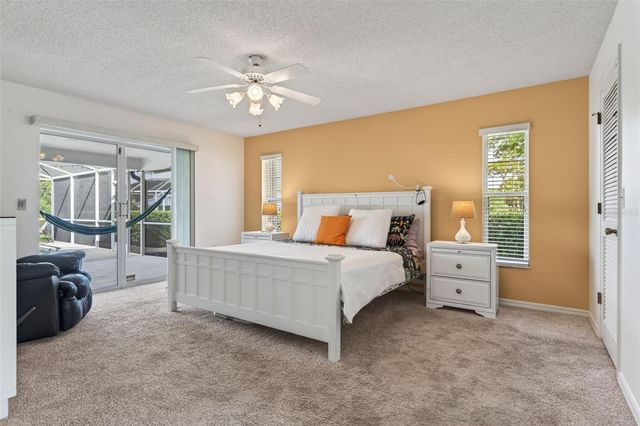 5836 HELEN WAY, Sarasota, FL 34243