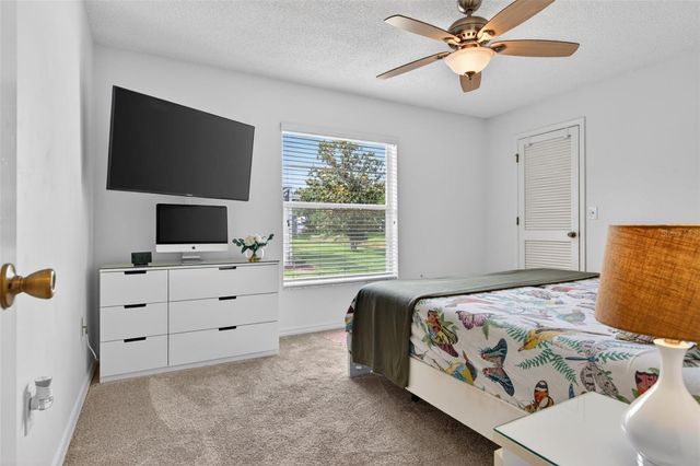 5836 HELEN WAY, Sarasota, FL 34243