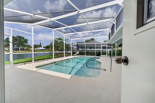 5836 HELEN WAY, Sarasota, FL 34243