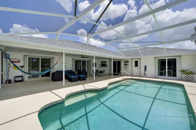 5836 HELEN WAY, Sarasota, FL 34243
