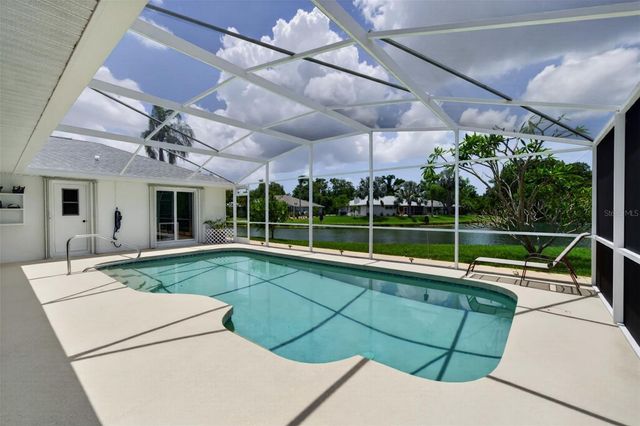 5836 HELEN WAY, Sarasota, FL 34243
