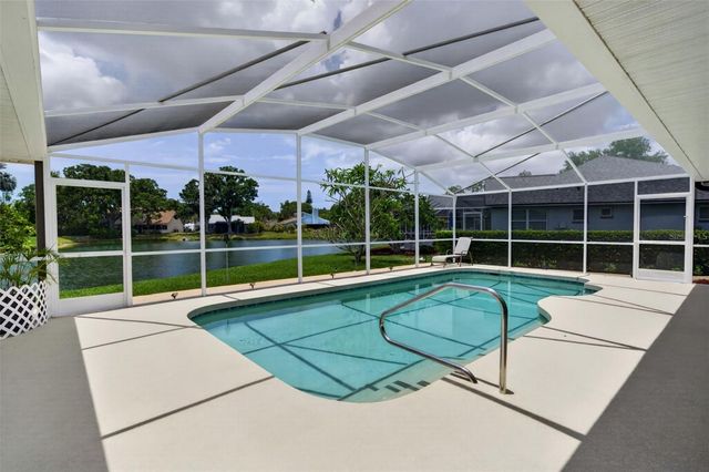 5836 HELEN WAY, Sarasota, FL 34243