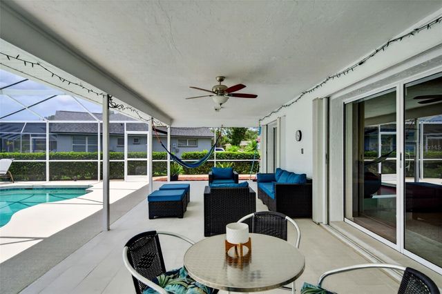 5836 HELEN WAY, Sarasota, FL 34243