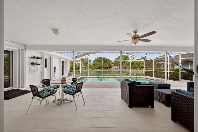 5836 HELEN WAY, Sarasota, FL 34243