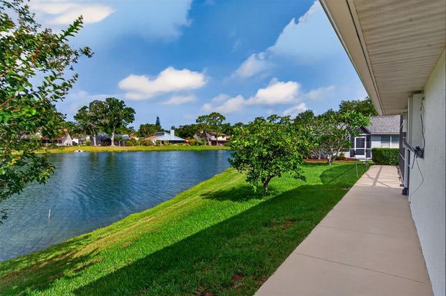 5836 HELEN WAY, Sarasota, FL 34243