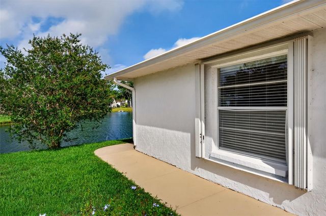5836 HELEN WAY, Sarasota, FL 34243