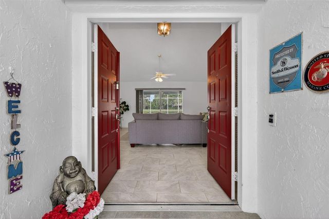 5836 HELEN WAY, Sarasota, FL 34243