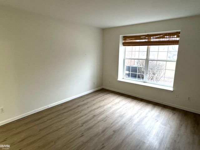 56145 N Troon Street, Shelby Twp, MI 48316