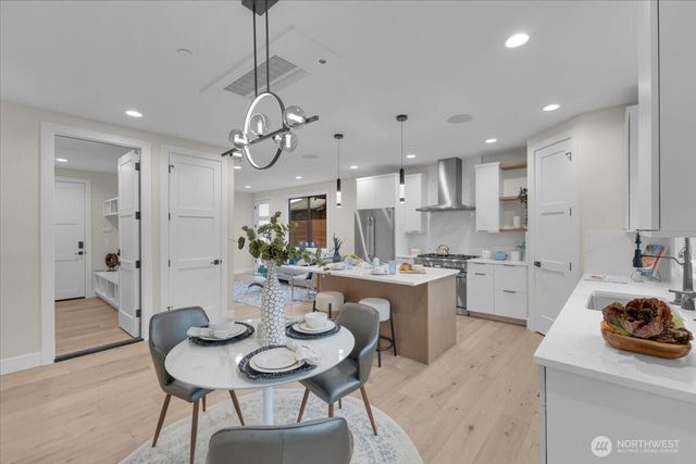 4025 NE 172nd Avenue, Redmond, WA 98052