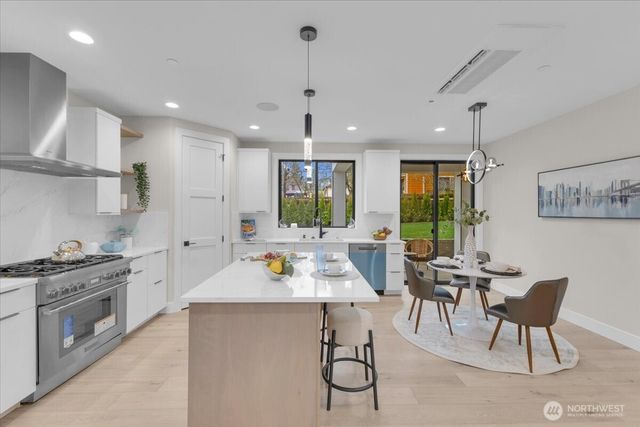 4025 NE 172nd Avenue, Redmond, WA 98052