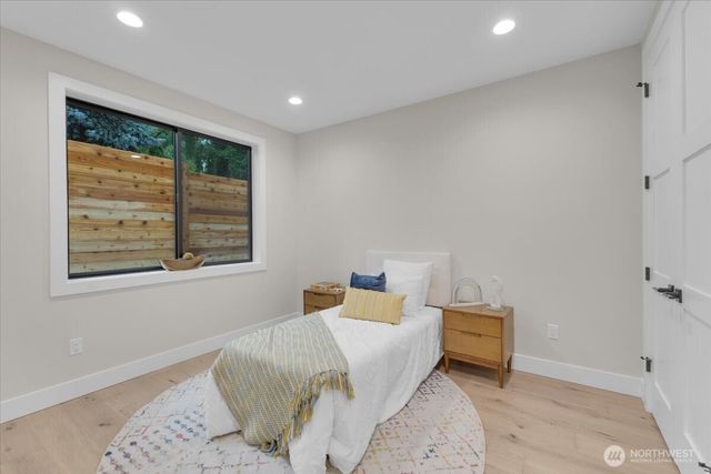 4025 NE 172nd Avenue, Redmond, WA 98052