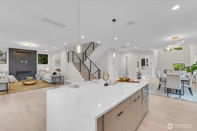 4025 NE 172nd Avenue, Redmond, WA 98052