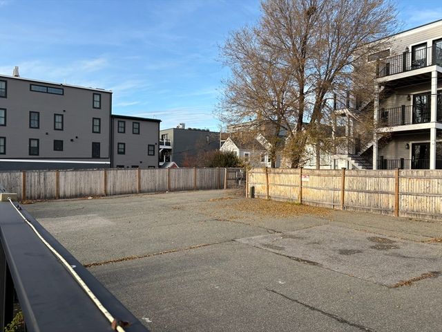 364-368 Athens St, Boston, MA 02127