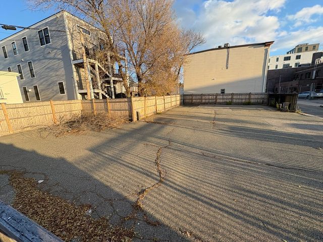 364-368 Athens St, Boston, MA 02127