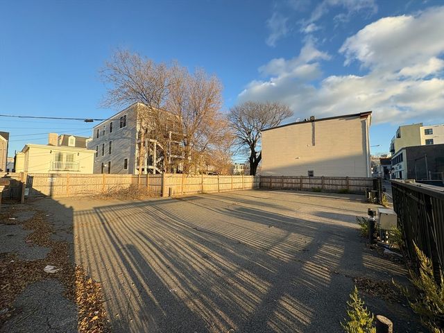 364-368 Athens St, Boston, MA 02127