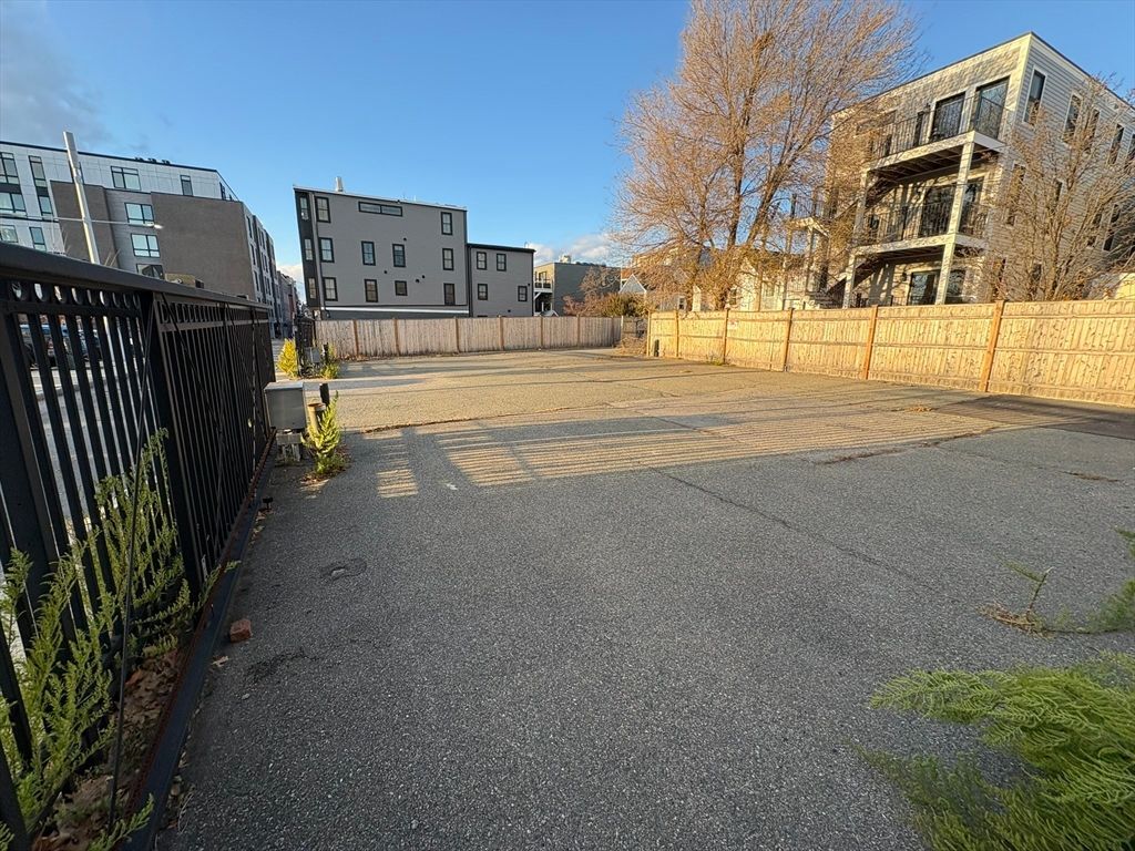 364-368 Athens St, Boston, MA 02127