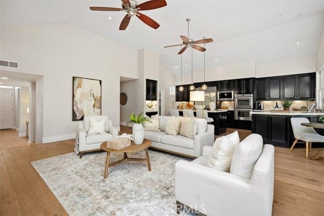 31841 Via Faisan, Laguna Hills, CA 92679