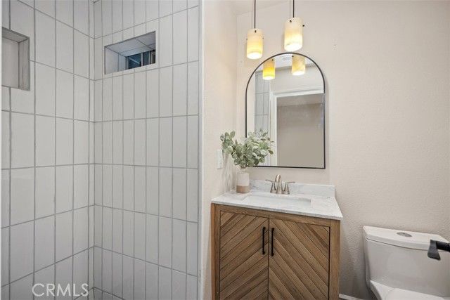 31841 Via Faisan, Laguna Hills, CA 92679