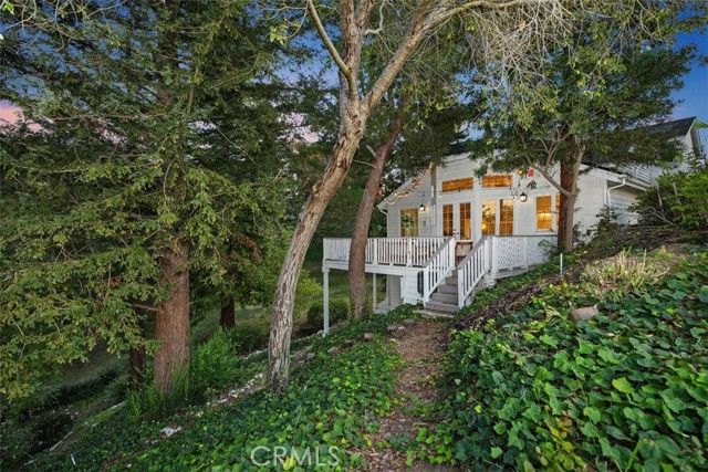 31841 Via Faisan, Laguna Hills, CA 92679