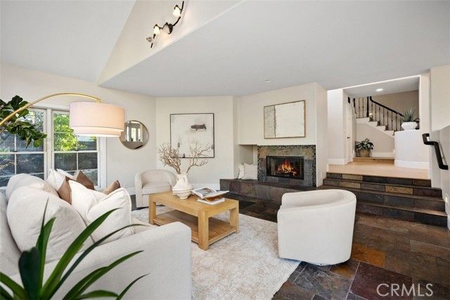 31841 Via Faisan, Laguna Hills, CA 92679