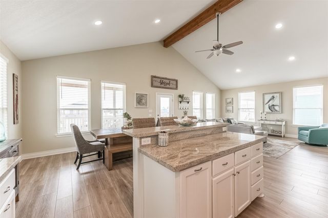 4018 Fort Bend Drive, Galveston, TX 77554