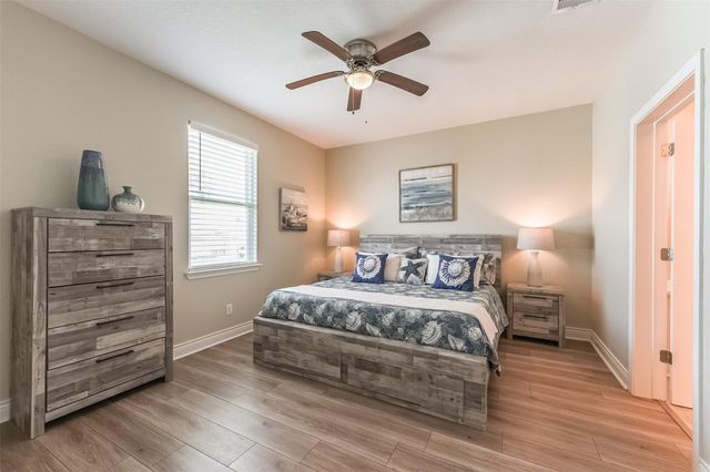 4018 Fort Bend Drive, Galveston, TX 77554