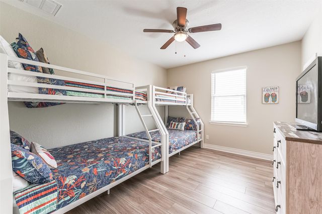 4018 Fort Bend Drive, Galveston, TX 77554