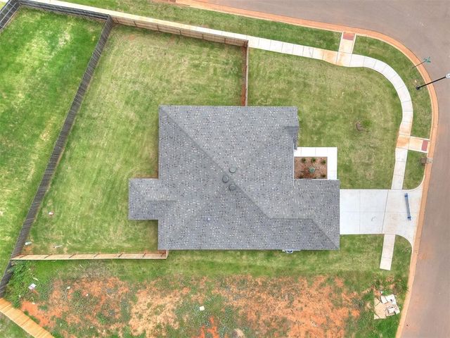 12605 NW 137th Street, Piedmont, OK 73078