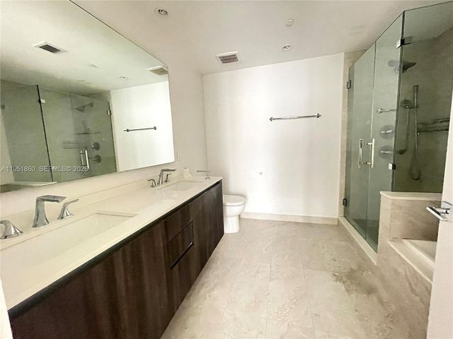 488 NE 18 Street 2806, Miami, FL 33132