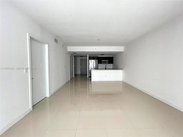 488 NE 18 Street 2806, Miami, FL 33132