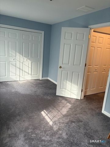 396 Main Street APT 2, Wallingford, CT 06492