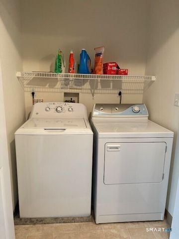 396 Main Street APT 2, Wallingford, CT 06492