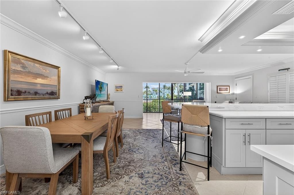 2900 Gulf Shore BLVD N 110, NAPLES, FL 34103 — photo 3