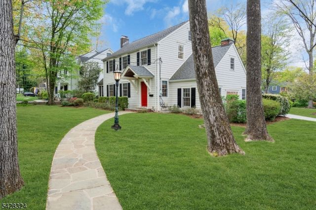 156 Washington Ave, Chatham Boro, NJ 07928