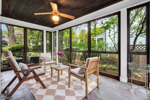 156 Washington Ave, Chatham Boro, NJ 07928