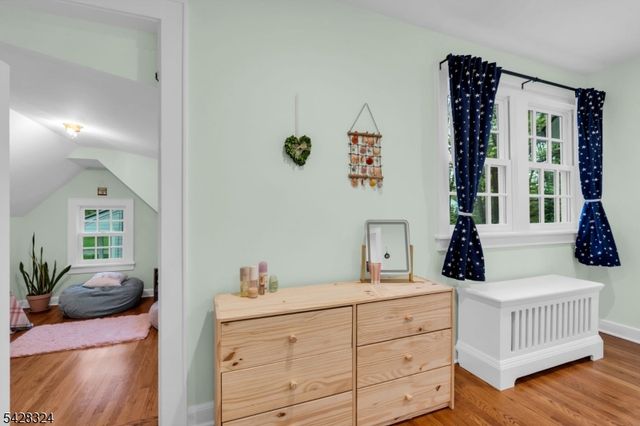 156 Washington Ave, Chatham Boro, NJ 07928