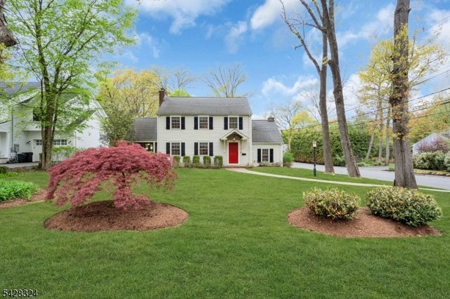156 Washington Ave, Chatham Boro, NJ 07928