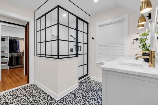 156 Washington Ave, Chatham Boro, NJ 07928