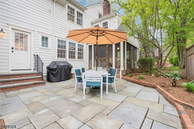 156 Washington Ave, Chatham Boro, NJ 07928
