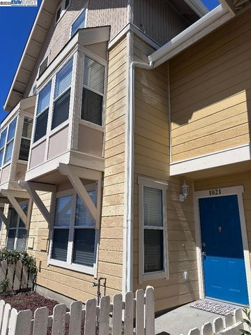 1021 Santa Ines Ct, Oakland, CA 94601