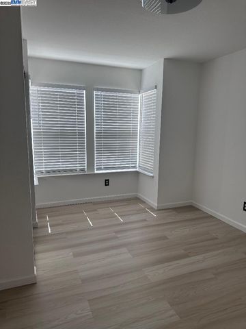 1021 Santa Ines Ct, Oakland, CA 94601