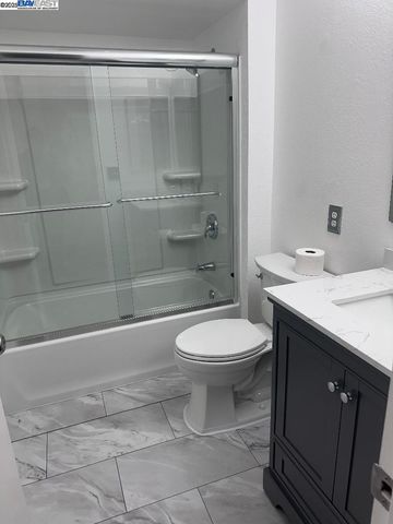 1021 Santa Ines Ct, Oakland, CA 94601