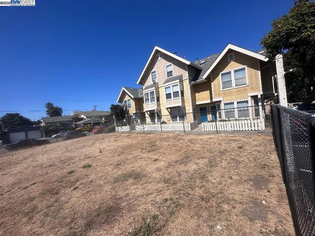 1021 Santa Ines Ct, Oakland, CA 94601