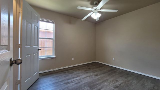 105 74th Street, Lubbock, TX 79404