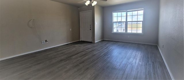 105 74th Street, Lubbock, TX 79404