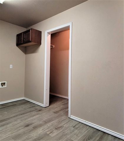 105 74th Street, Lubbock, TX 79404